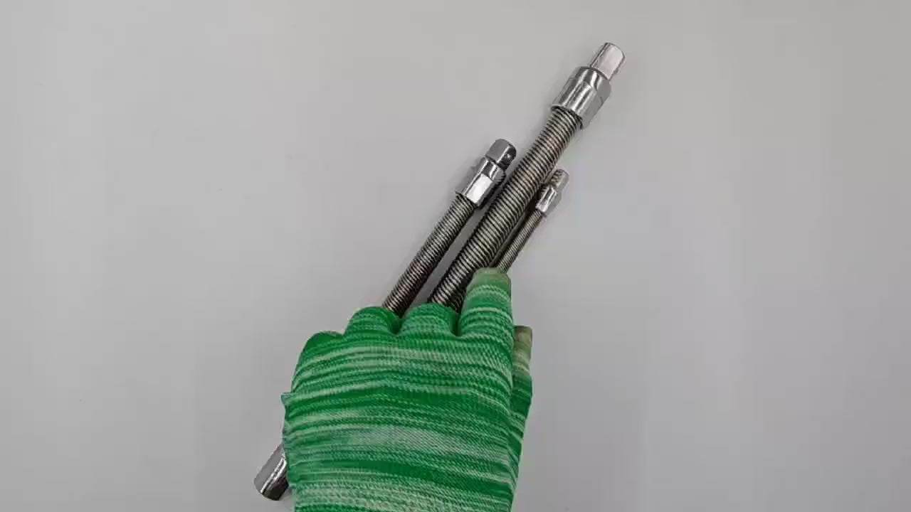 Flexible socket extension bending around obstacles