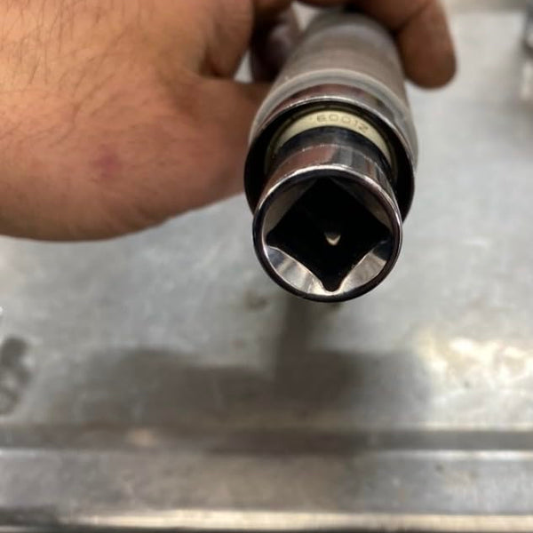 Exactly what I needed for an impossible bolt